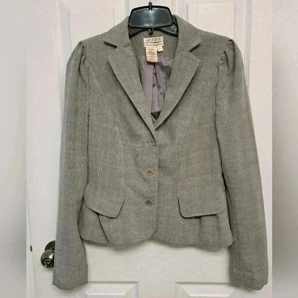 ❤️ Max Studio Grey Plaid Blazer Women's Size 2 Long  Sleeved - Picture 12 of 13